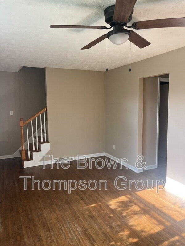 Foto principal - 356 Radcliffe Rd