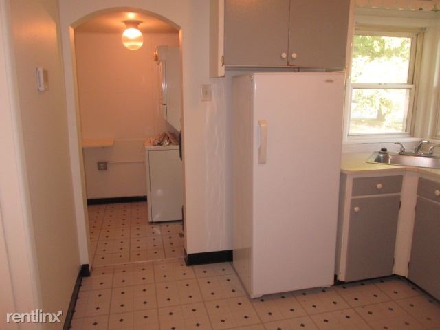 Building Photo - 1 br, 1 bath House - 315 4th St NE