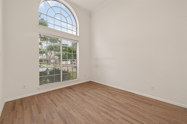 Foto del edificio - 3206 Shadowfern Ct