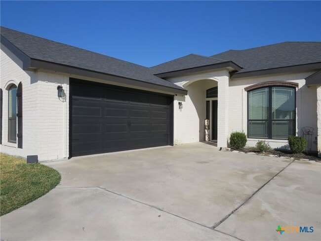 Building Photo - 1603 Excel Dr