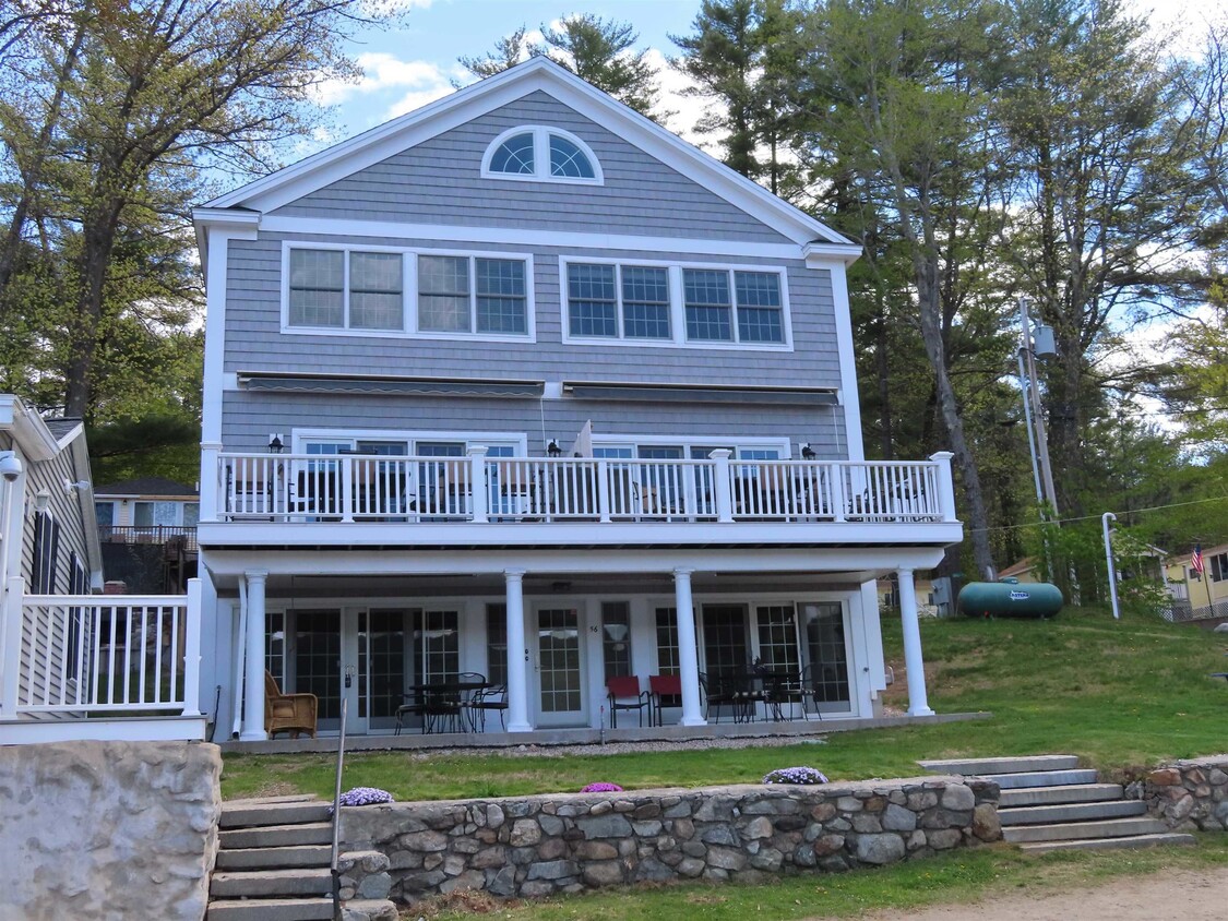 Primary Photo - 56 East Side Dr