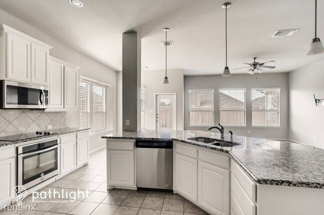 Foto del edificio - 3 br, 2.5 bath House - 213 Frontier Drive ...