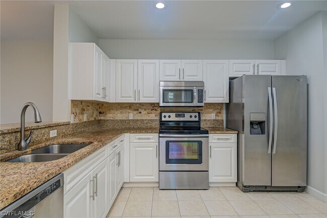 Building Photo - 3025 Driftwood Way