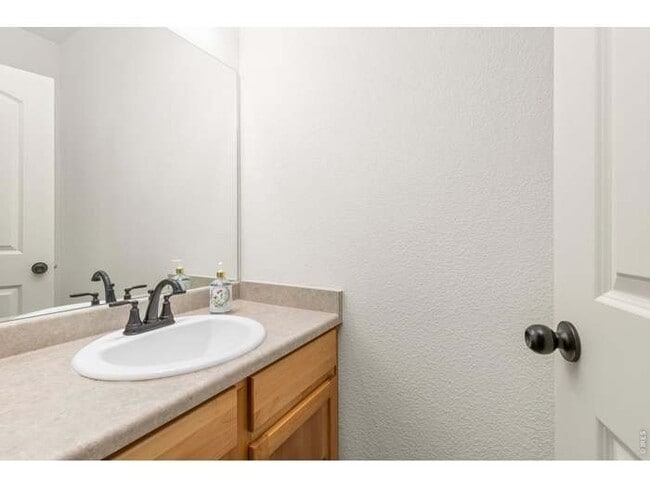 Building Photo - 1549 Water Vista Ln