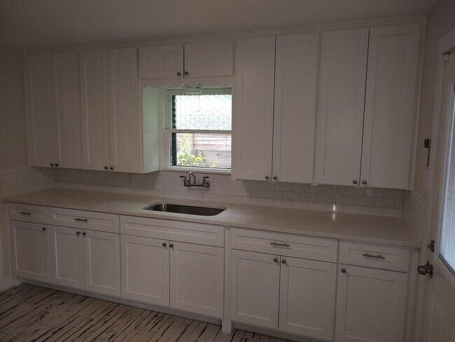 Building Photo - Nice home in established neighborhood in NW Austin