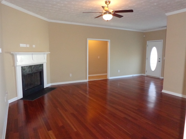 Building Photo - 3018 Pepperhill Dr