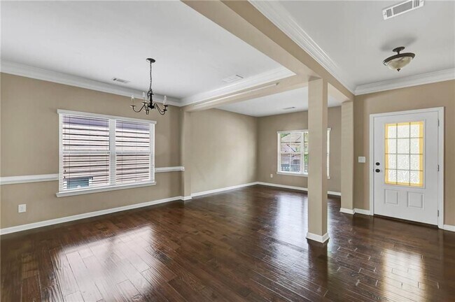 Foto del edificio - 5957 Stow Dr