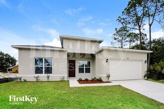 Building Photo - 2867 Tivoli Ave SE