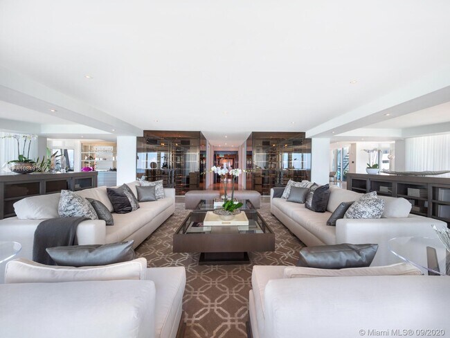 Building Photo - 1500 Ocean Dr