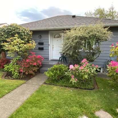 main house/apt below - 9443 21st Ave SW