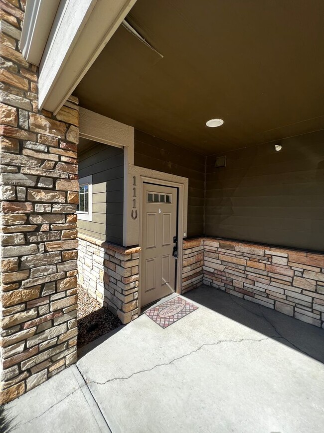 Building Photo - 4101 Crittenton Ln