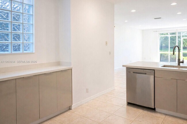 Foto del edificio - 3686 San Simeon Cir