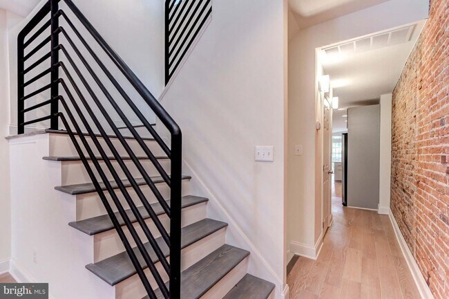 1st floor hallway - 1617 Bank St
