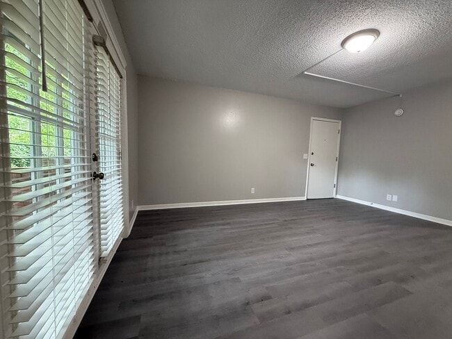 Interior Photo - Discover Comfortable Living at Wind Crest ...