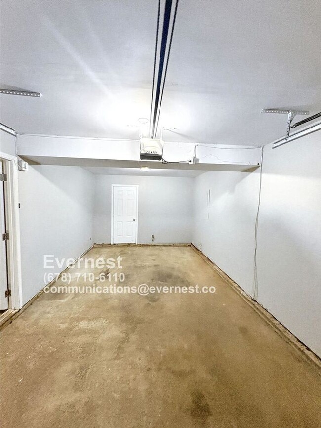 Foto del edificio - 4060 Day Trail S