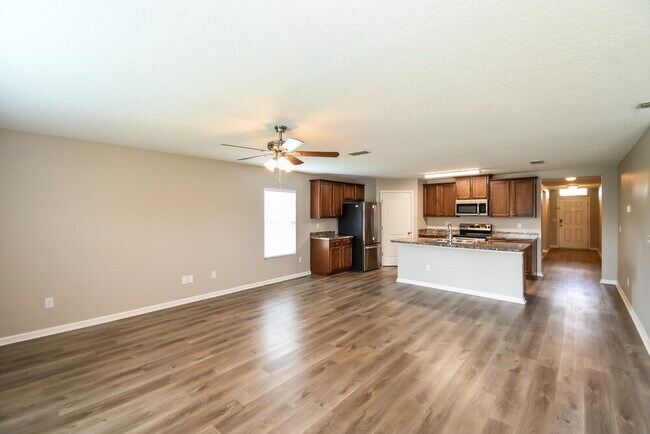 Foto del edificio - 7197 Cumbria Blvd E