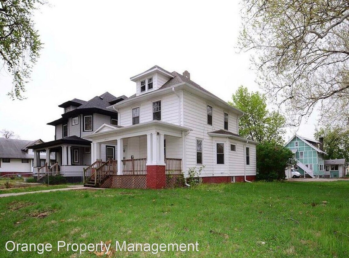 Primary Photo - 4 br, 2 bath House - 1925 Emmet St