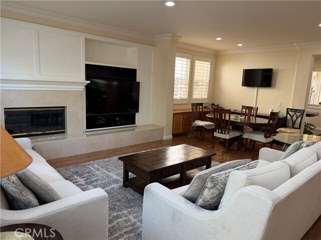 Foto del edificio - 7 Heather