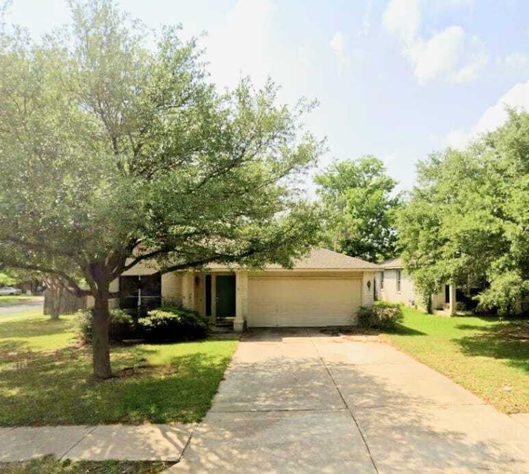 Primary Photo - 17400 Bottle Springs Ln