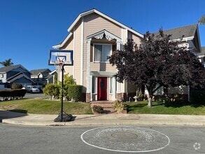 Building Photo - 1173 Brittany Ave