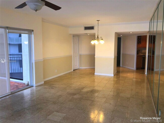 Foto del edificio - 710 N Ocean Blvd