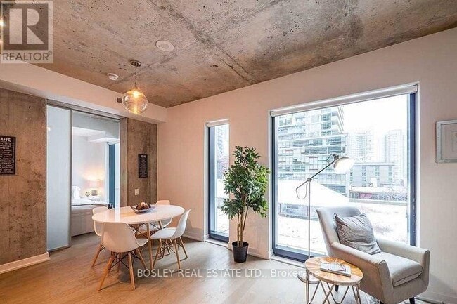 Building Photo - 11 Charlotte St