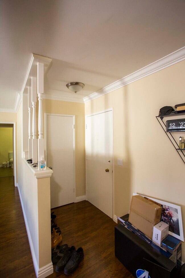 Foto del edificio - 5000 S Centinela Ave