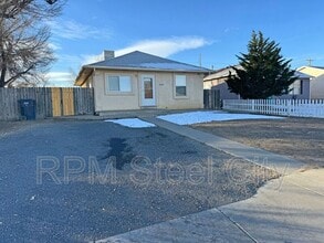 Building Photo - 2020 W 14th St