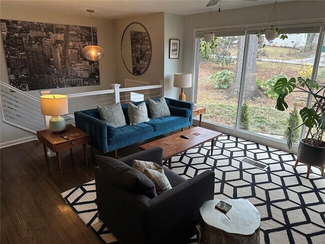 Foto del edificio - 2573 Crestdale Cir SE