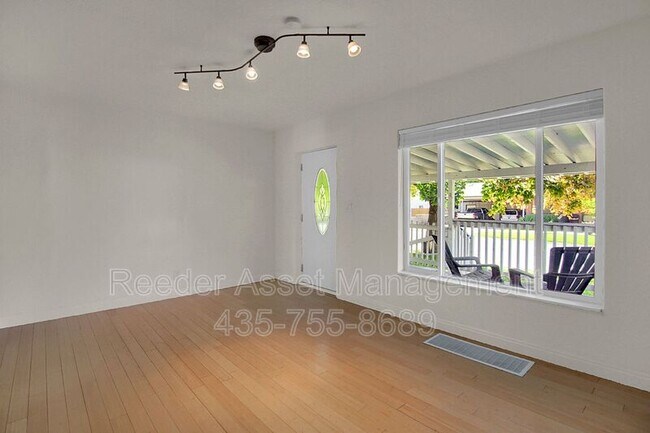 Foto del edificio - 1269 E Ridgedale Ln