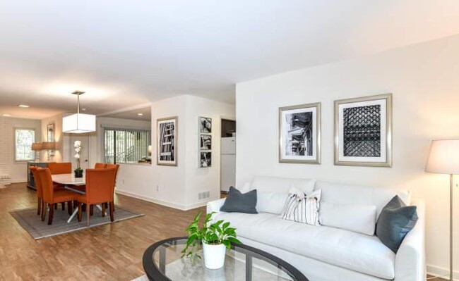 Foto del edificio - 1 bedroom in Dunwoody GA 30338