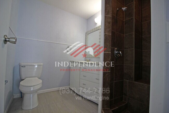 Foto del edificio - 78 Notre Dame Ave