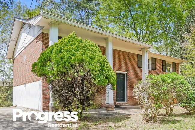 Building Photo - 595 Oakside Dr SW