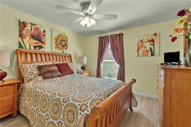 Foto del edificio - 10032 Oakhurst Way