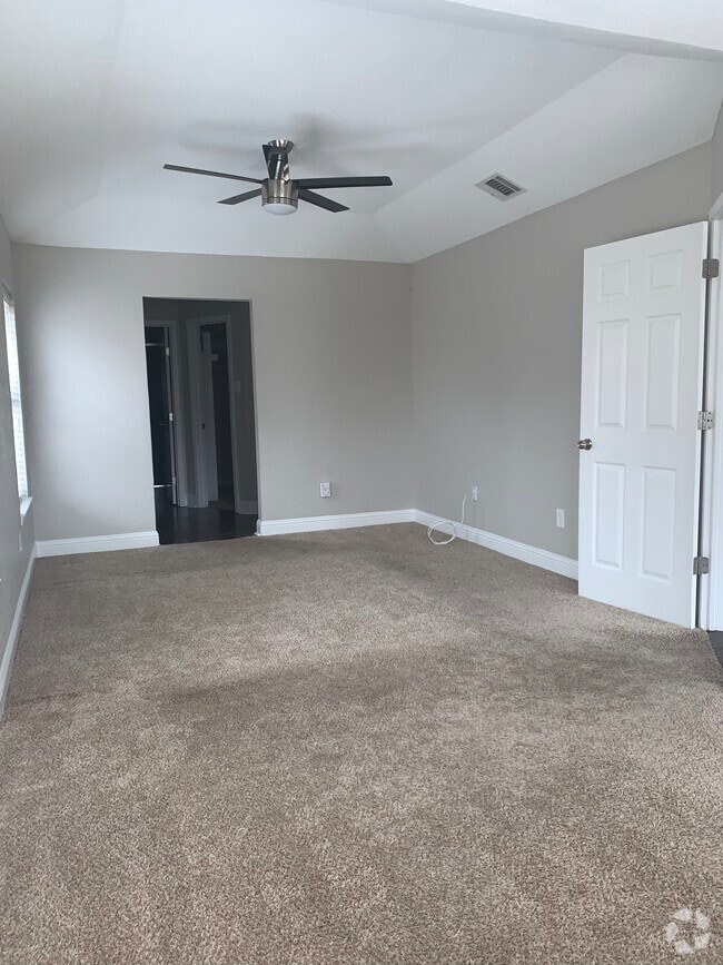 New Apartments For Rent in Sunnyvale TX with Yard 1 Rentals