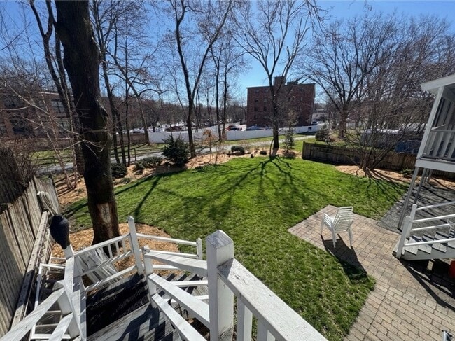 Building Photo - 36 Park Ave