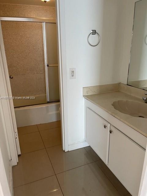Foto del edificio - 2000 NE 135th St