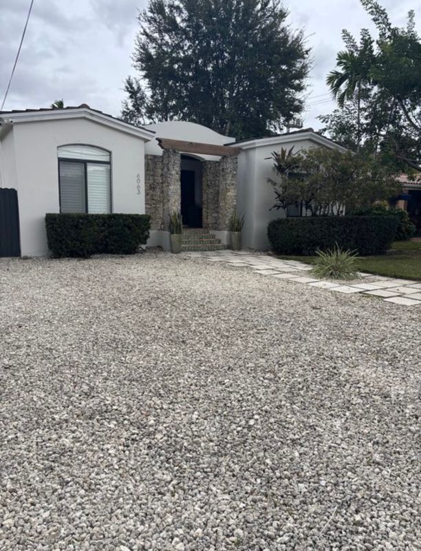 Foto principal - 6063 SW 27th St