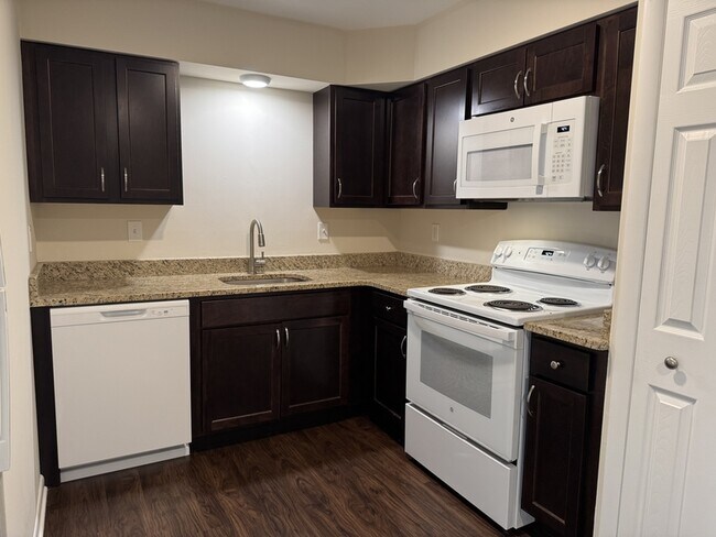 Foto del edificio - 227 N Broadway St