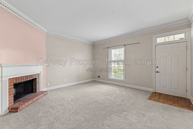 Foto del edificio - 344 Folkstone Cir