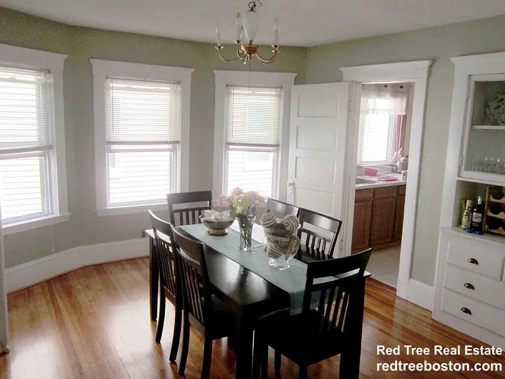 Primary Photo - 20 Hunnewell Ave