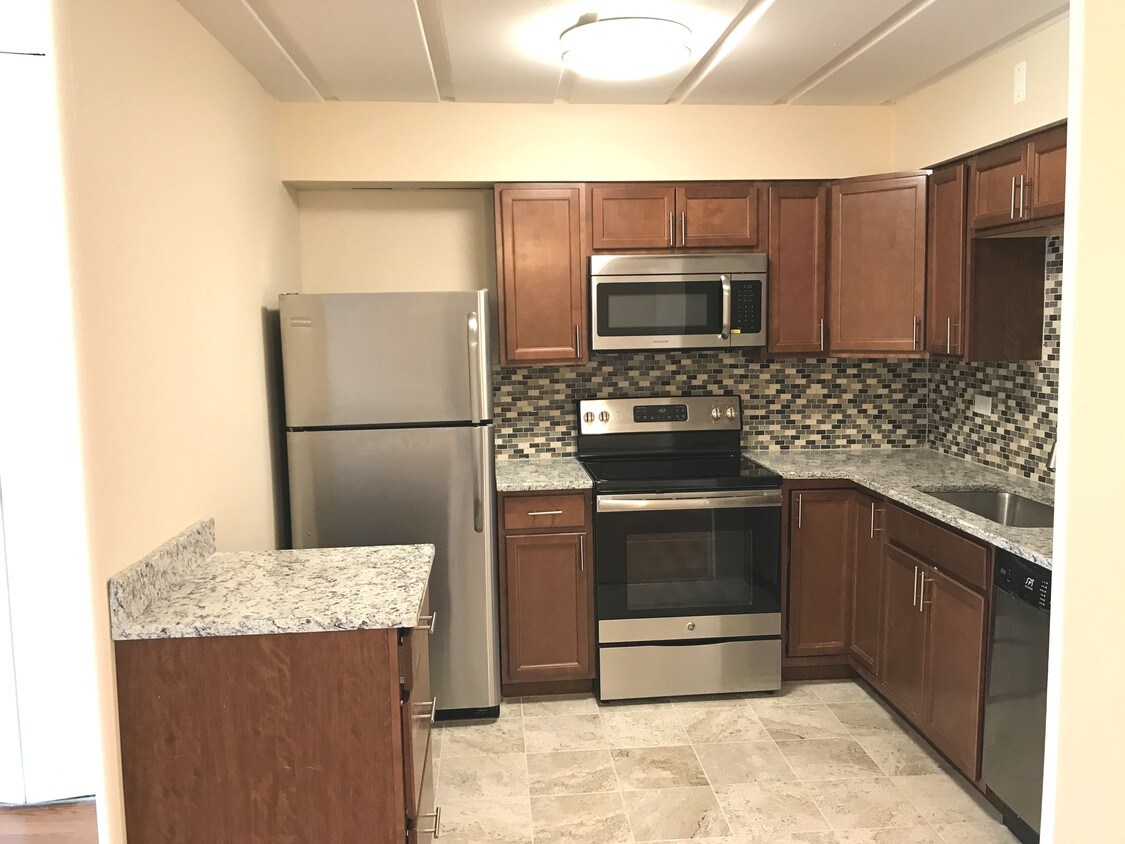 Kitchen Side View - 9535 S Kedzie Ave