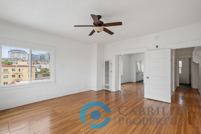 Foto del edificio - 2241 4th Avenue