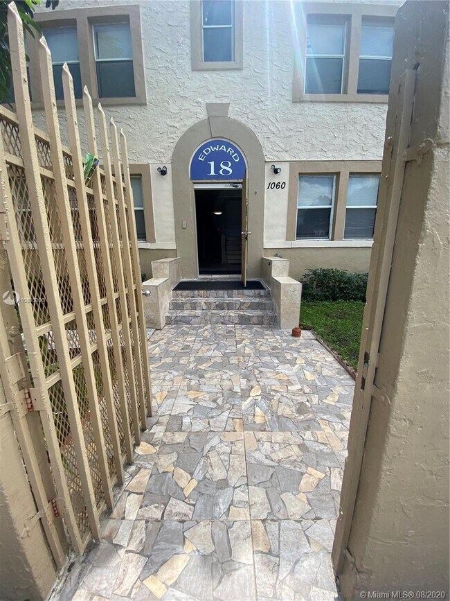 Building Photo - 1060 NW 47th St