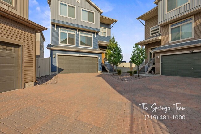 Foto del edificio - MODEL-PERFECT BANNING LEWIS RANCH HOME WIT...