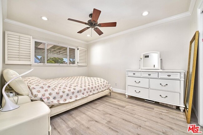 Building Photo - 16323 Summershade Dr