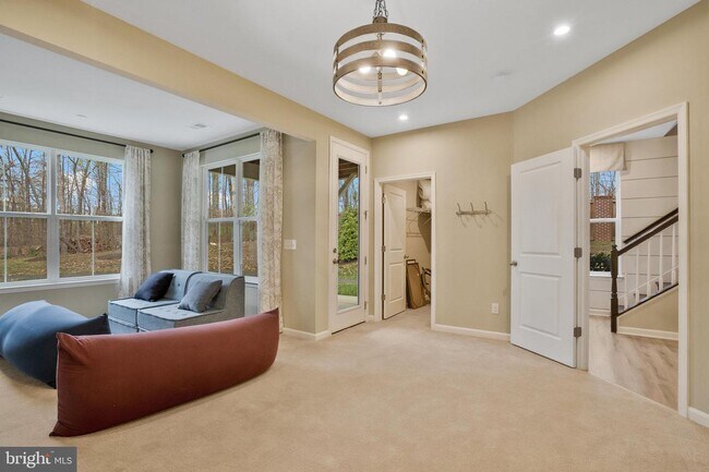 Building Photo - 5060 Dimples Ct