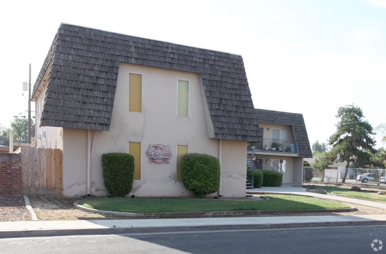 Building Photo - 1050 N Bates Ave