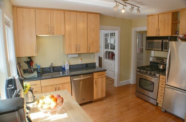 Foto del edificio - 16 Fairmont St