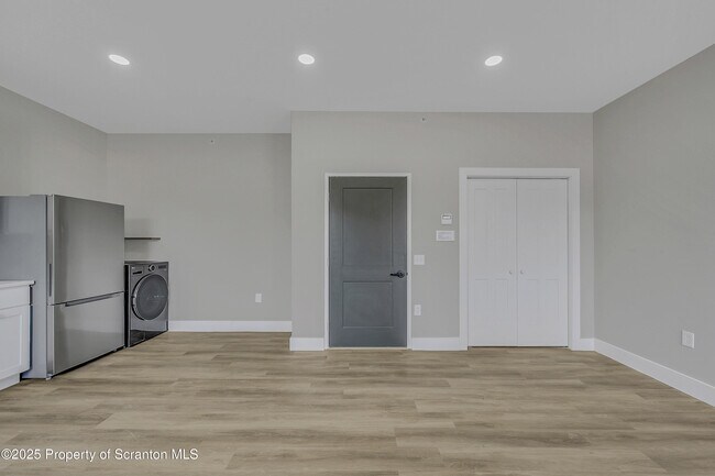 Foto del edificio - 215 Hickory St